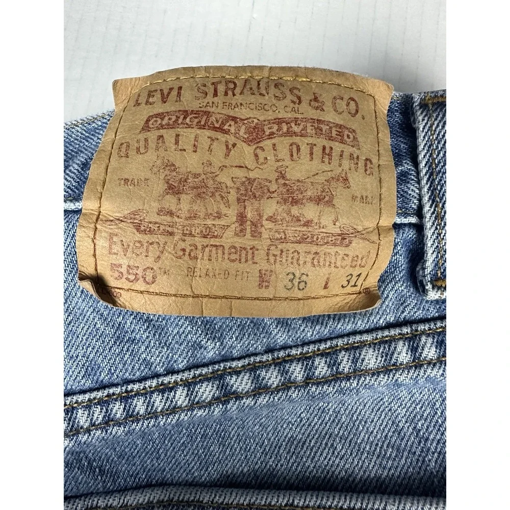VTG Levis 550 USA Made Relaxed Fit Jeans Mens 36x31 Y2K Streetwear Blue Denim
